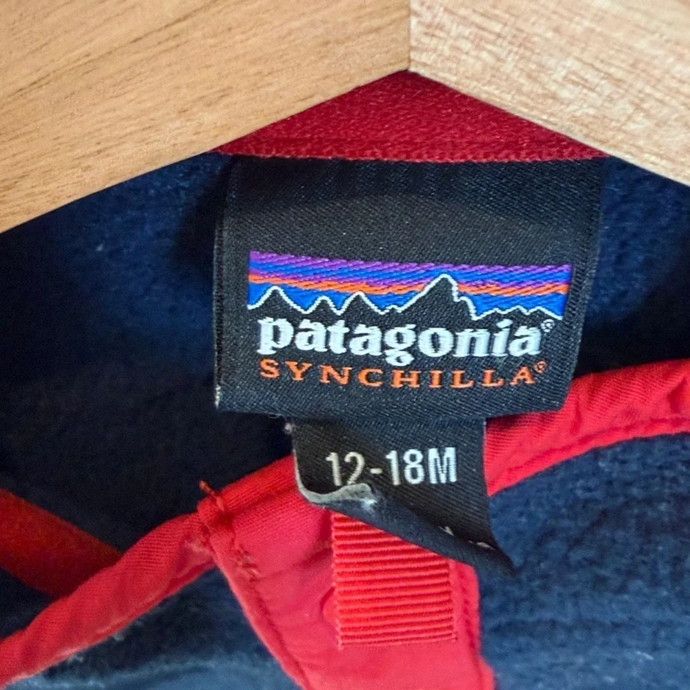 Patagonia Navy and Red Fleece Set